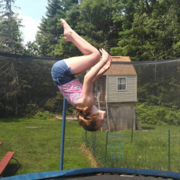 Meet your Posher, Aleya - Picture 1 of 1